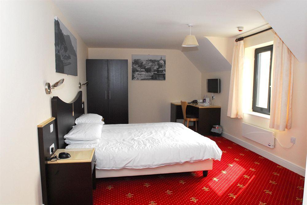 The Sharnbrook Hotel Extérieur photo