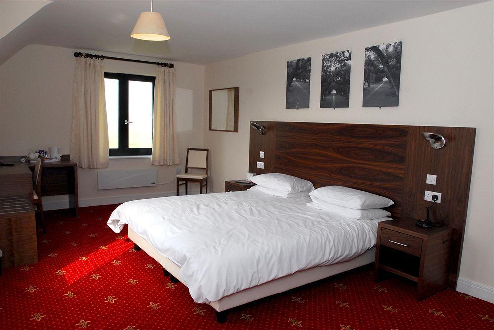 The Sharnbrook Hotel Extérieur photo
